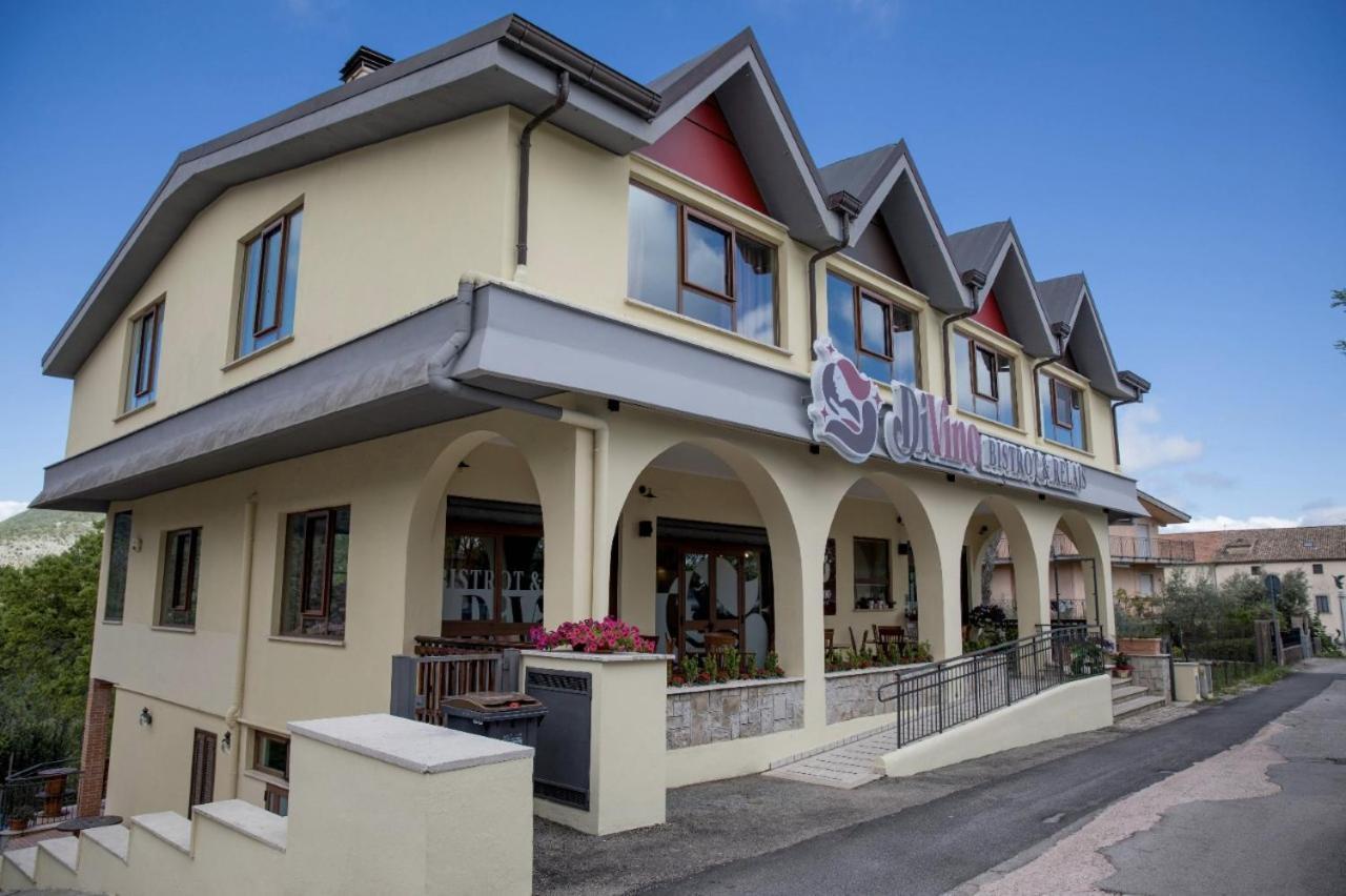 Отель Divino Bistrot E Relais Lenola Экстерьер фото